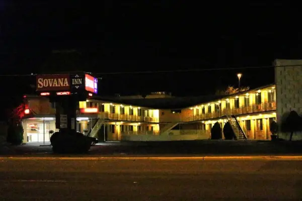 Sovana Inn 8